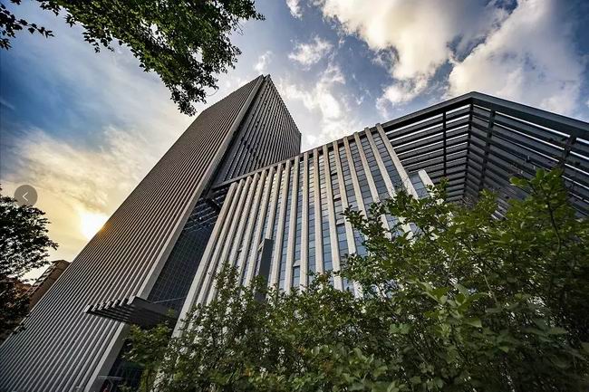 在洛阳，，，，，，，，怎样选择写字楼？？？？？？？？